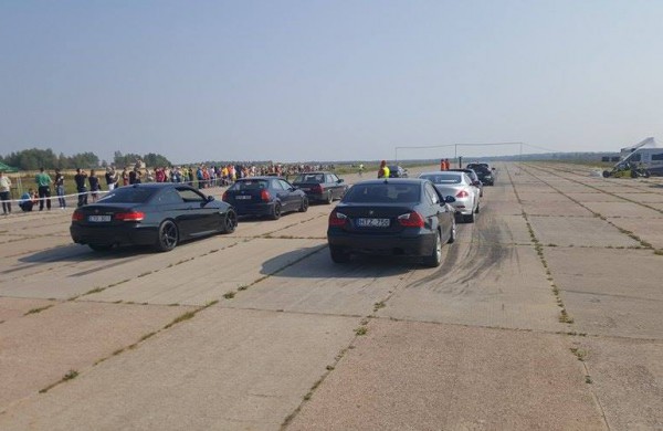 Ruklos aerodrome – automobilių lenktynės