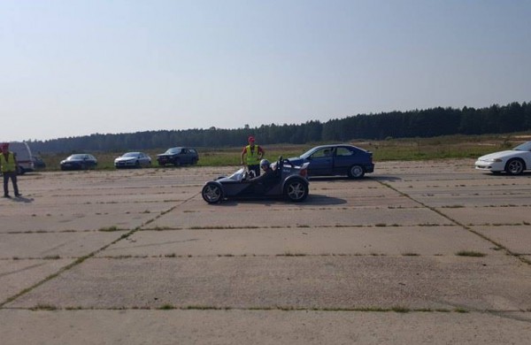 Ruklos aerodrome – automobilių lenktynės