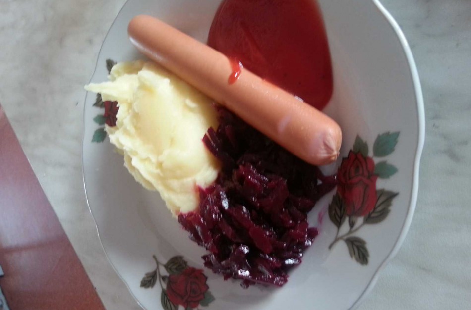 Viešųjų pirkimų tarnyba įpareigojo nutraukti pirkimus dėl maitinimo paslaugų teikimo Jonavos rajono mokyklose