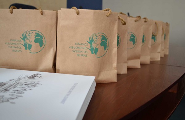 Mero M. Sinkevičiaus ir VSB padėkos partneriams už pagalbą organizuojant Sveikatos stiprinimo užsiėmimų maratoną Joninių slėnyje