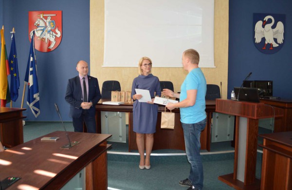 Mero M. Sinkevičiaus ir VSB padėkos partneriams už pagalbą organizuojant Sveikatos stiprinimo užsiėmimų maratoną Joninių slėnyje