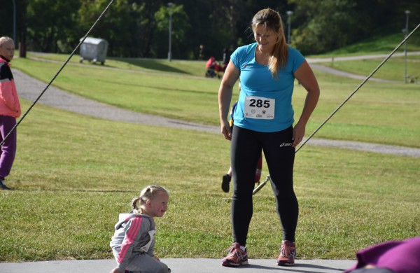 Bėgikai rudens varžyboms vėl rinkosi Jonavoje 