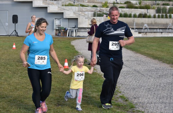 Bėgikai rudens varžyboms vėl rinkosi Jonavoje 