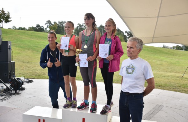 Bėgikai rudens varžyboms vėl rinkosi Jonavoje 