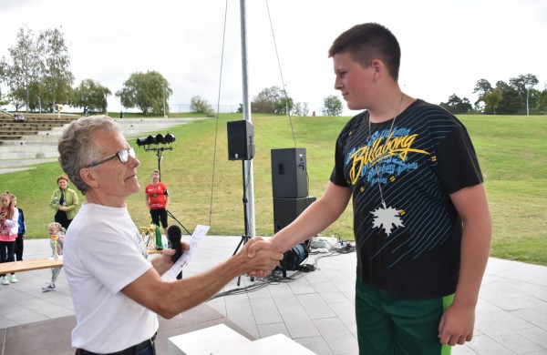 Bėgikai rudens varžyboms vėl rinkosi Jonavoje 