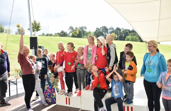 Bėgikai rudens varžyboms vėl rinkosi Jonavoje 