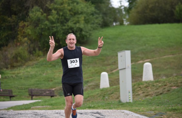 Bėgikai rudens varžyboms vėl rinkosi Jonavoje 