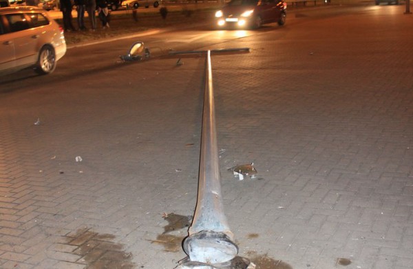 Jonavoje – eismo įvykis, vairuotojas iš avarijos vietos paspruko