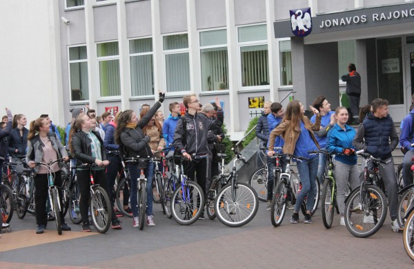 Dienos be automobilio nugalėtojai – J.Ralio gimnazija