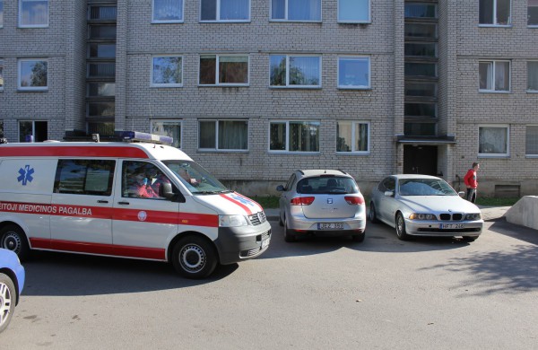 Šeimininkas – į parduotuvę, į namus – ugniagesiai