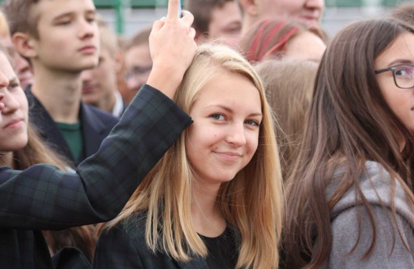 Senamiesčio gimnazijoje oficialiai atidarytas atnaujintas sporto aikštynas