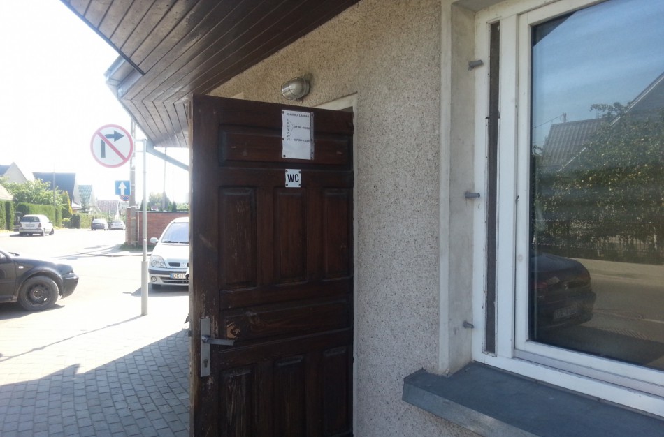 Turgaus prekeiviai: “Ar darbe žmogui nepriklauso nemokamas tualetas?“