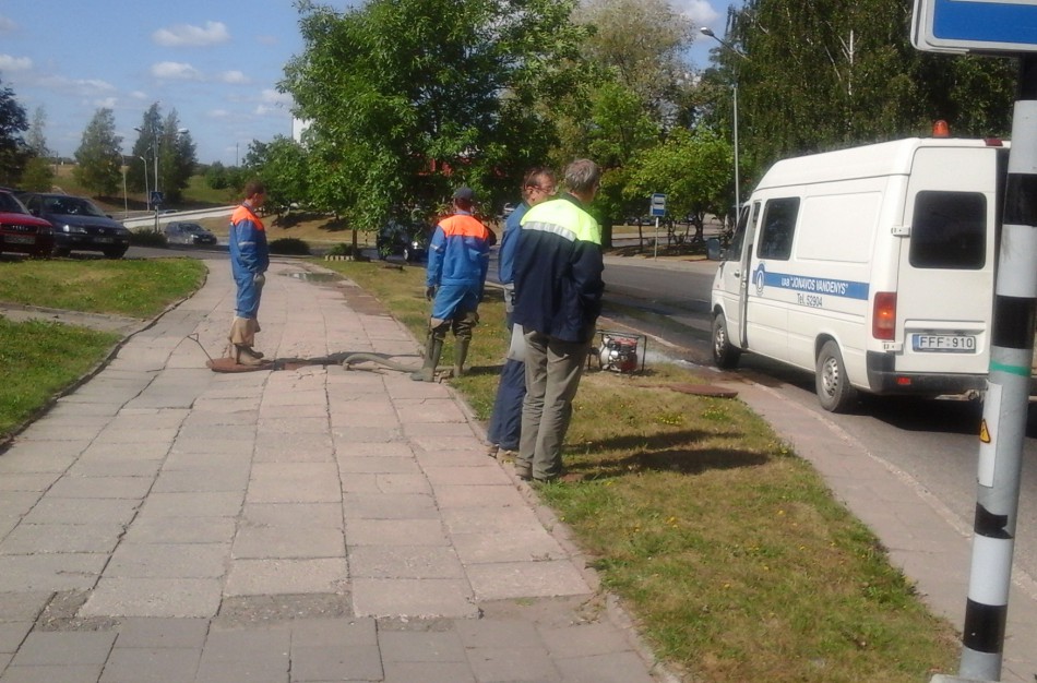 Rimkuose - vandentiekio avarija, dalis daugiabučių neturės vandens