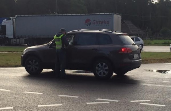 Ar visi vairuotojai blaivūs – šįryt tikrinta Jonavos rajone