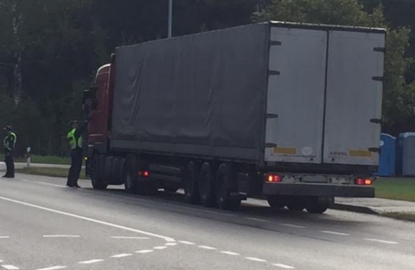 Ar visi vairuotojai blaivūs – šįryt tikrinta Jonavos rajone