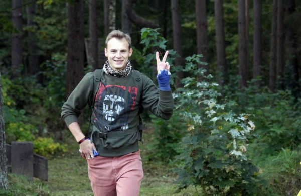 Pėsčiųjų žygyje - dvigubas rekordas: kilometrai atbulomis ir nuospaudų skaičius