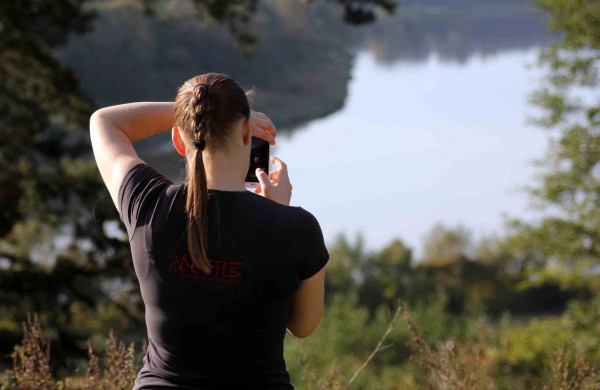 Pėsčiųjų žygyje - dvigubas rekordas: kilometrai atbulomis ir nuospaudų skaičius