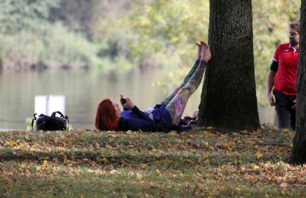 Pėsčiųjų žygyje - dvigubas rekordas: kilometrai atbulomis ir nuospaudų skaičius