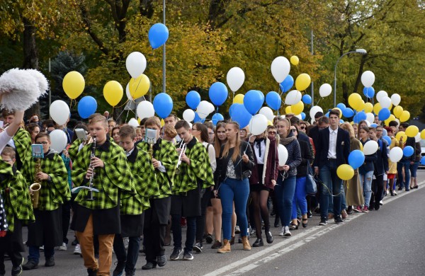 Jeronimo Ralio gimnazija paminėjo 95 metų jubiliejų
