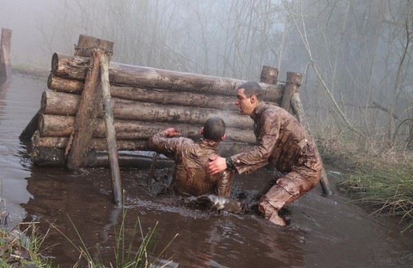 Didžiojo Lietuvos etmono Jonušo Radvilos mokomajam pulkui – 18 metų