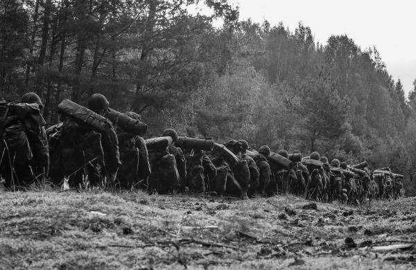 Didžiojo Lietuvos etmono Jonušo Radvilos mokomajam pulkui – 18 metų