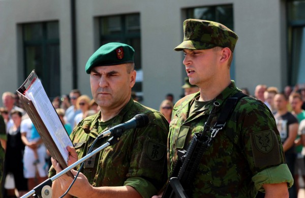 Didžiojo Lietuvos etmono Jonušo Radvilos mokomajam pulkui – 18 metų