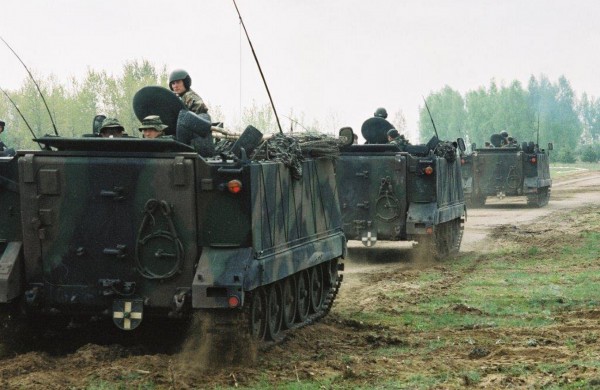 Didžiojo Lietuvos etmono Jonušo Radvilos mokomajam pulkui – 18 metų