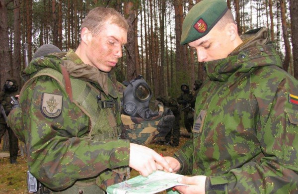 Didžiojo Lietuvos etmono Jonušo Radvilos mokomajam pulkui – 18 metų