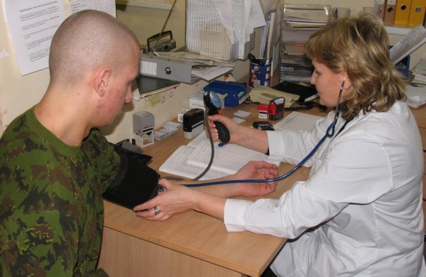 Didžiojo Lietuvos etmono Jonušo Radvilos mokomajam pulkui – 18 metų