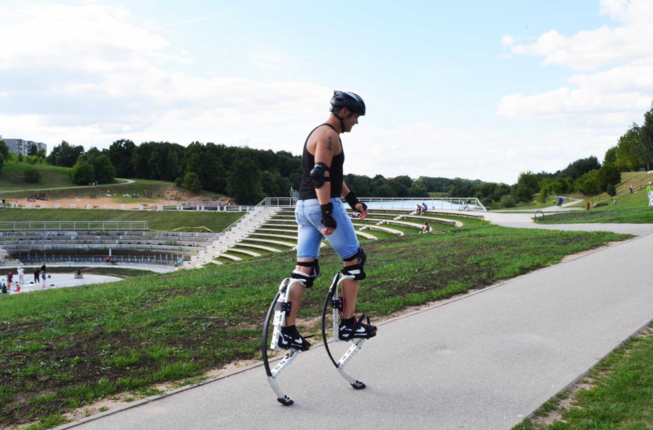 Naujos pramogos Jonavoje – „Kengūros kojos“ ir riedžiai