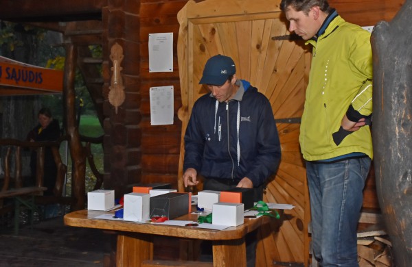 Rudeninė diskgolfininkų sueiga Survilų sodyboje