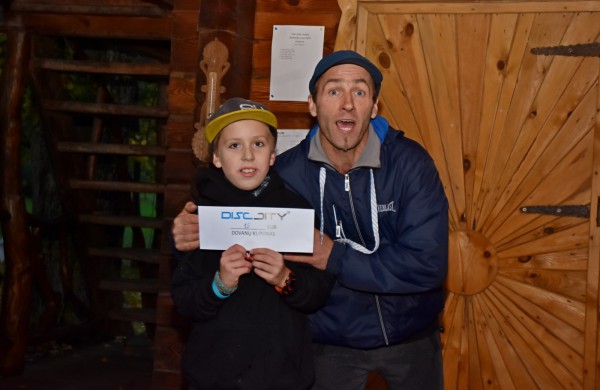 Rudeninė diskgolfininkų sueiga Survilų sodyboje