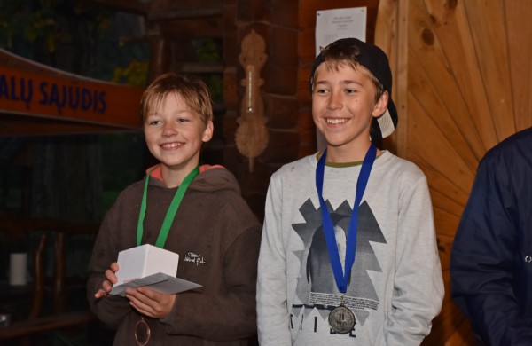 Rudeninė diskgolfininkų sueiga Survilų sodyboje