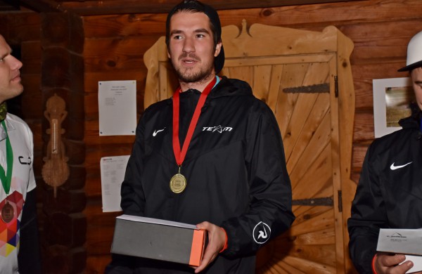 Rudeninė diskgolfininkų sueiga Survilų sodyboje