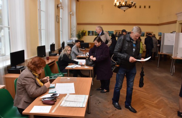 Neoficialūs duomenys: jonaviečiai daugiausiai balsų atidavė R.Sinkevičiui 