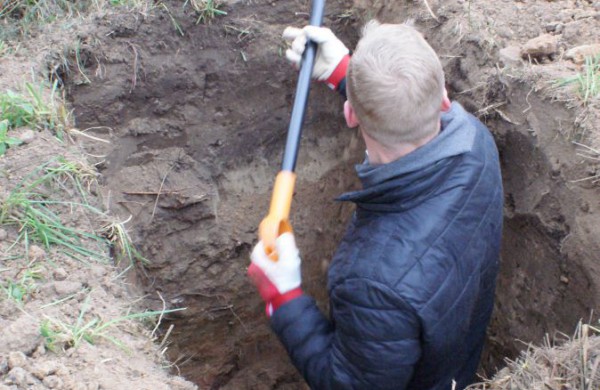 Žeimių miestelyje – neįprastos laidotuvės, bus perlaidojami ekshumuoti dviejų žmonių palaikai