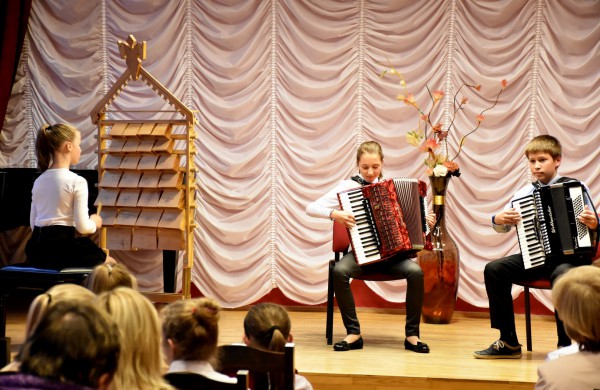 Jonavos meno mokykloje – jaunieji akordeono virtuozai