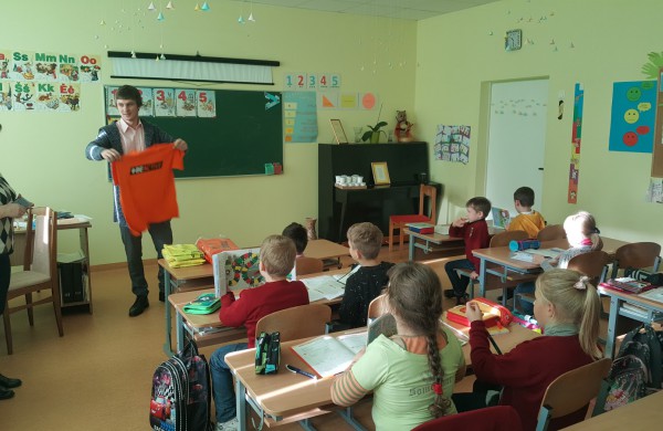 Pirmokų piešiniai  - apie saugumą bei aktyvumą