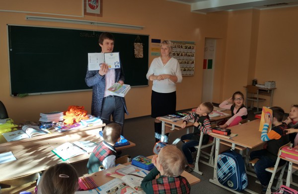 Pirmokų piešiniai  - apie saugumą bei aktyvumą