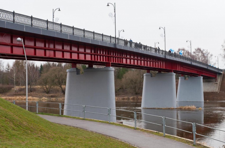 Fotografijose – Jonavos tilto istorija