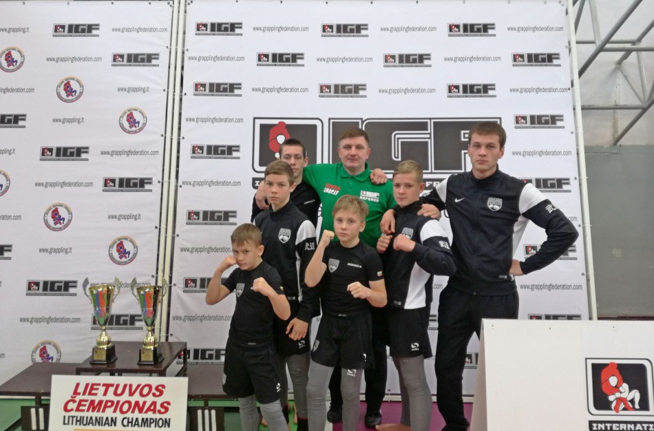 Grapplingo varžybose – trys medaliai