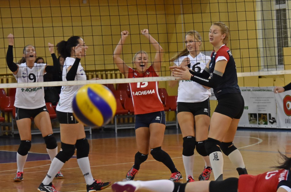 Naujojo sezono kovos ir Baltijos moterų tinklinio lygoje