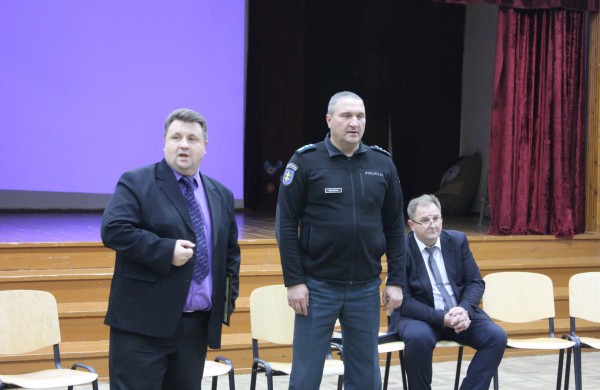 Rukloje – Jonavos ir Kauno policijos pareigūnų susitikimas su vietos gyventojais