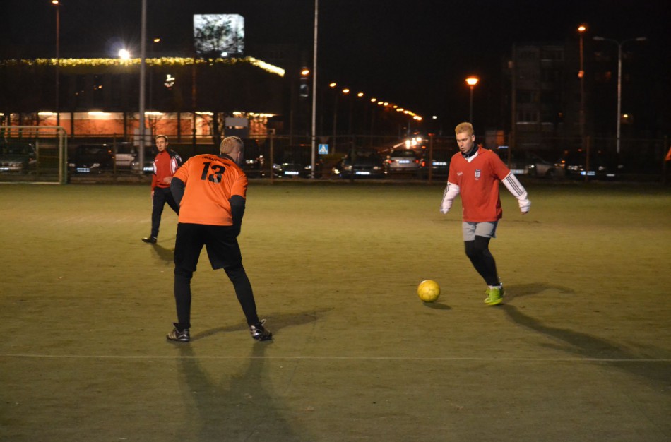 Lapkričio 4 d. – naktinis futbolo turnyras