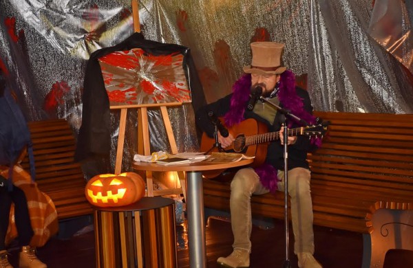 Jonavos viešoji biblioteka pirmą kartą jonaviečius pakvietė į Helovino vakarą