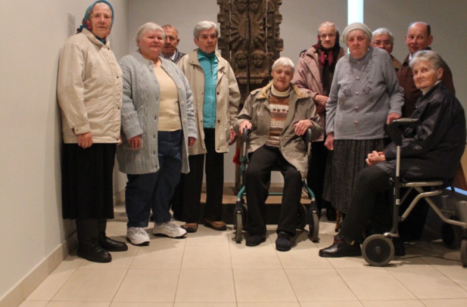 Ruklos globos namų gyventojai vasaros sezoną pradeda ekskursijomis