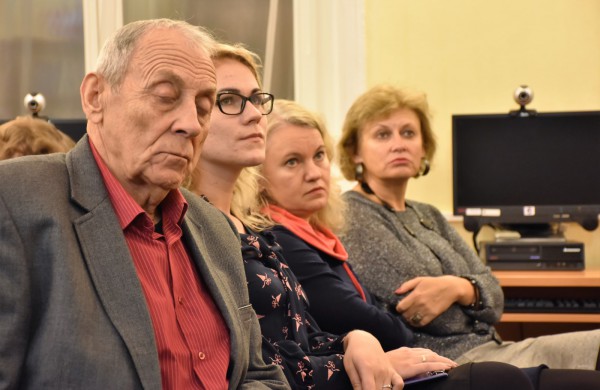 Jonavos viešojoje bibliotekoje pristatyta knyga apie Galiną Dauguvietytę