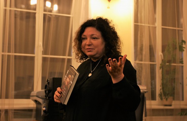 Jonavos viešojoje bibliotekoje pristatyta knyga apie Galiną Dauguvietytę