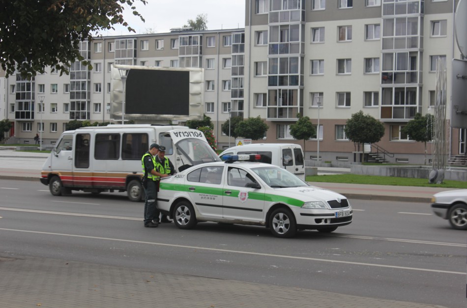 Kauno kelių policijos pareigūnai kviečia į netradicinį renginį – „Neblaivus eismo dalyvis“