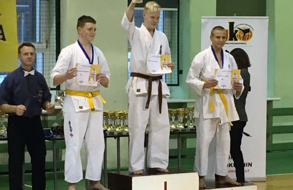 Jonavos karatistų pergalės uostamiestyje